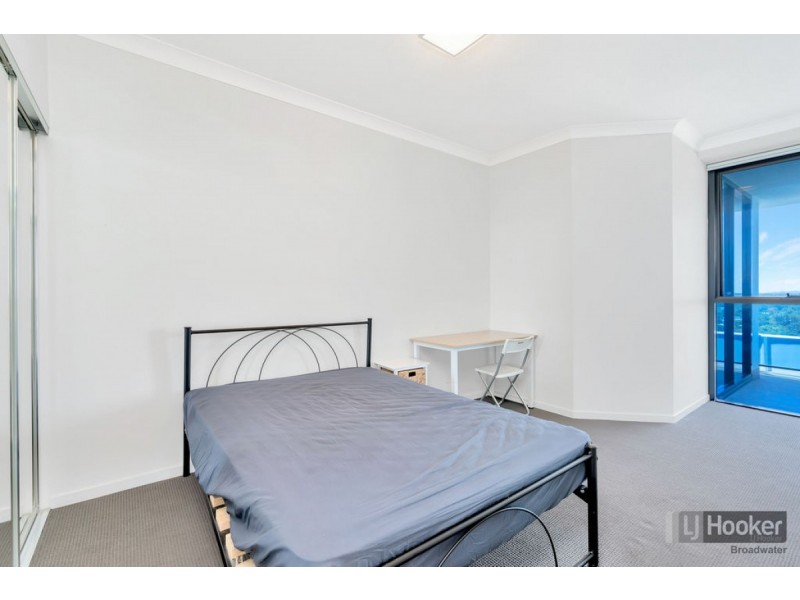 11104/5 Harbour Side Court, Biggera Waters QLD 4216