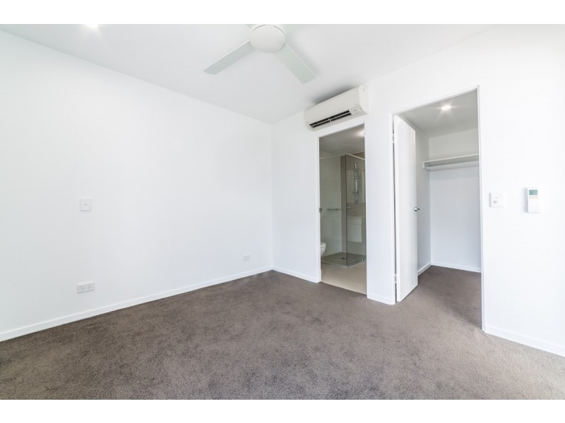 2203/65 Varsity Parade, Varsity Lakes QLD 4227