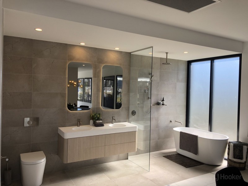 1706/1 Grant Avenue, Hope Island QLD 4212