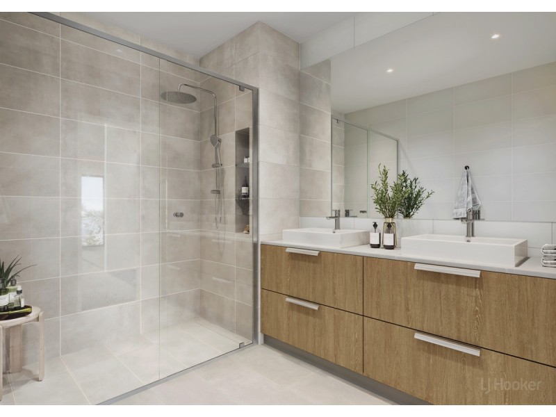 1/184-192 Marina Quays Boulevard, Hope Island QLD 4212