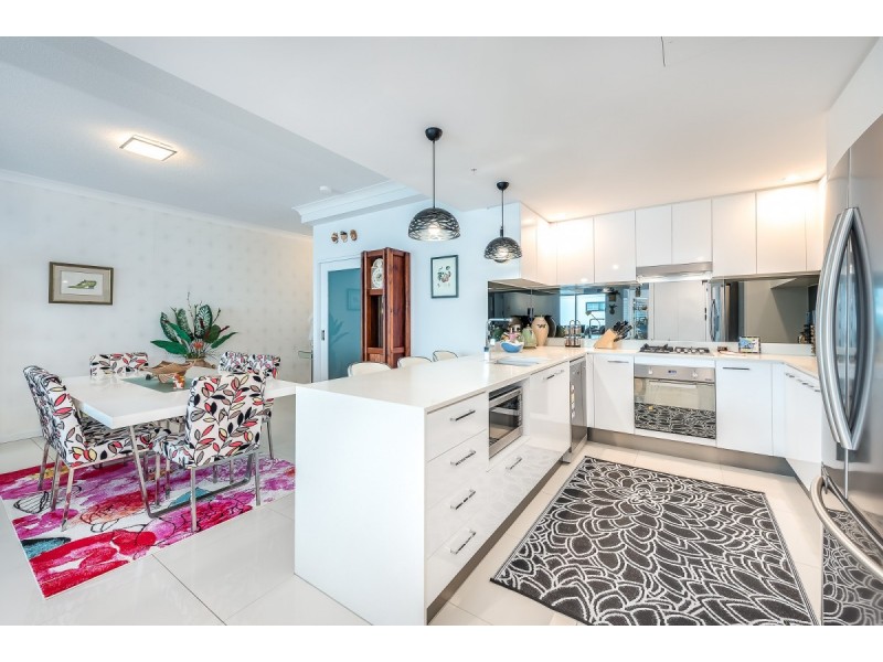 11009/5 Harbour Side Drive, Biggera Waters QLD 4216