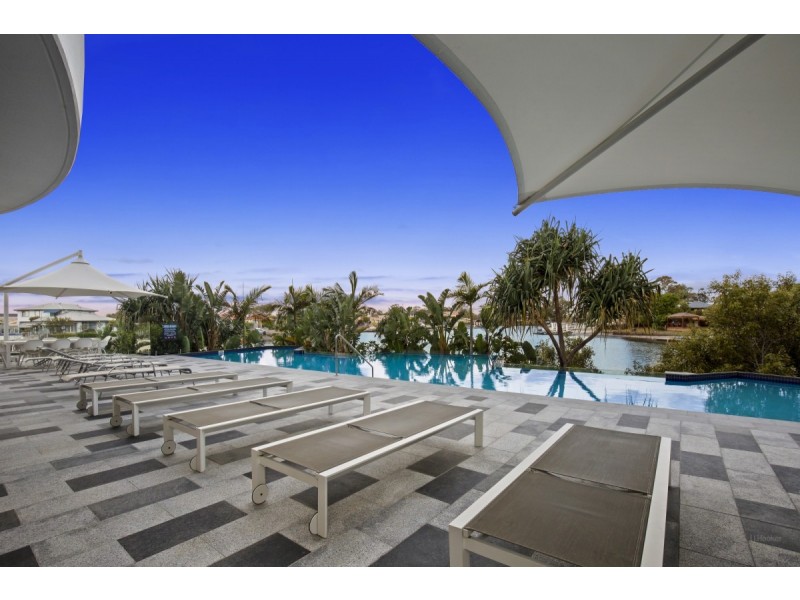 11009/5 Harbour Side Drive, Biggera Waters QLD 4216