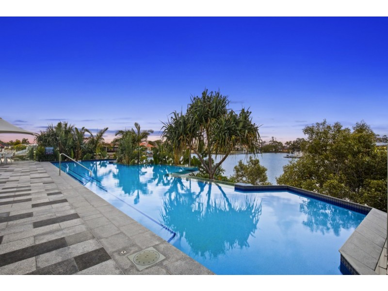 11009/5 Harbour Side Drive, Biggera Waters QLD 4216