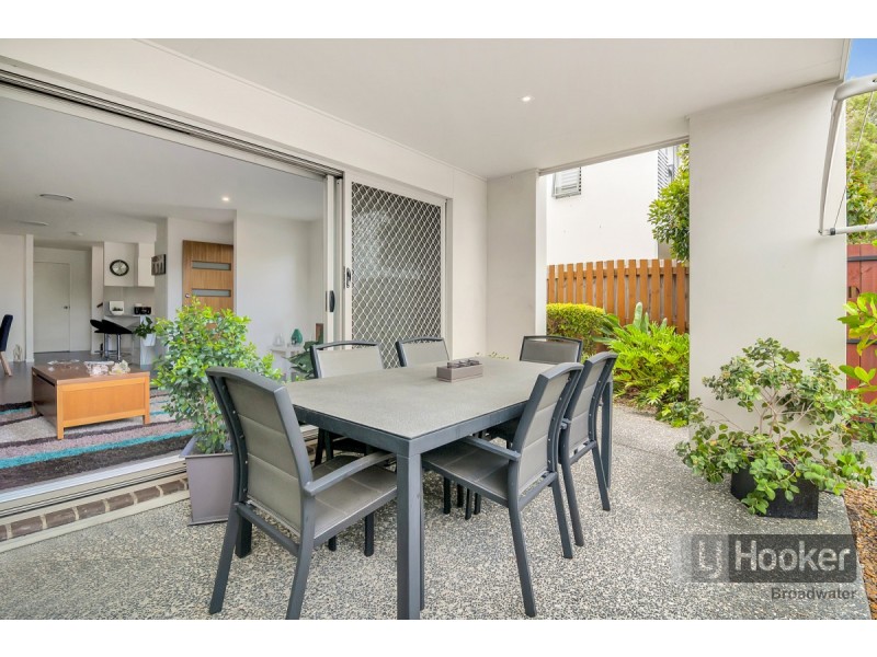 6 La Savina Drive, Coombabah QLD 4216