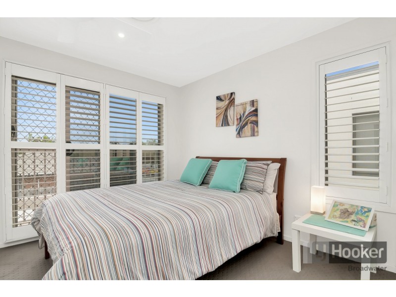 6 La Savina Drive, Coombabah QLD 4216