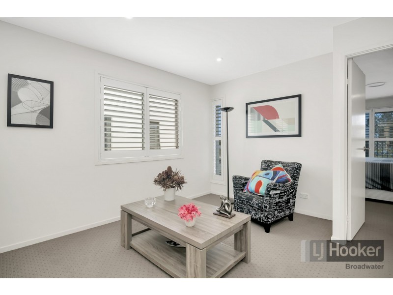 6 La Savina Drive, Coombabah QLD 4216