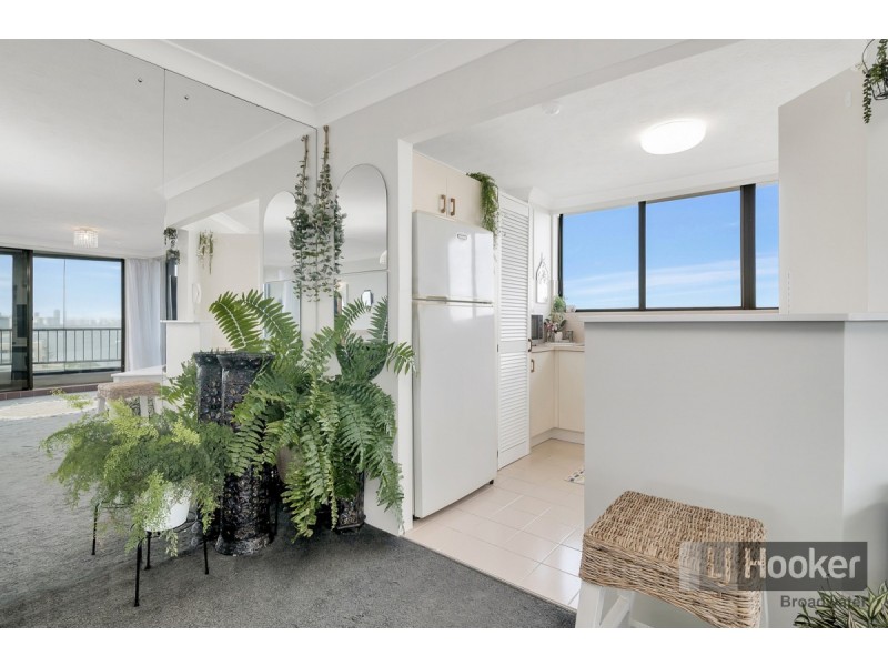 51/9 Bayview Street, Runaway Bay QLD 4216