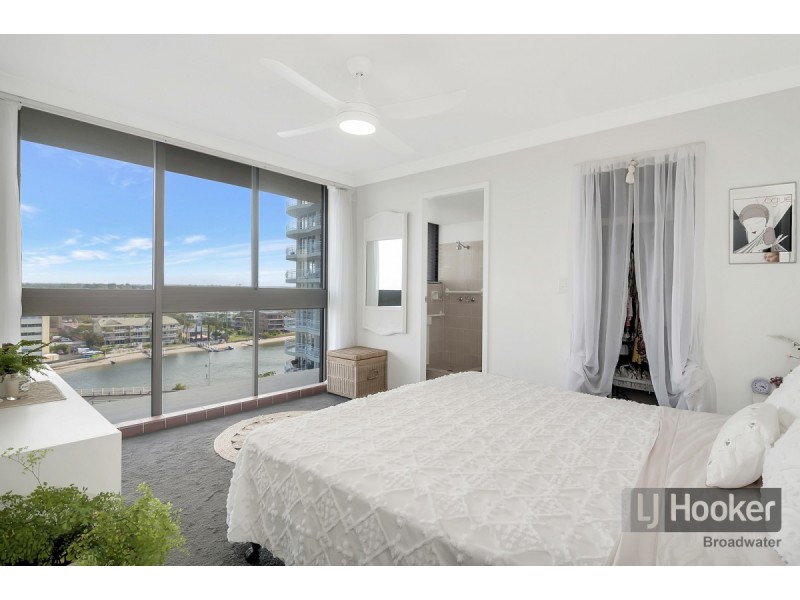 51/9 Bayview Street, Runaway Bay QLD 4216
