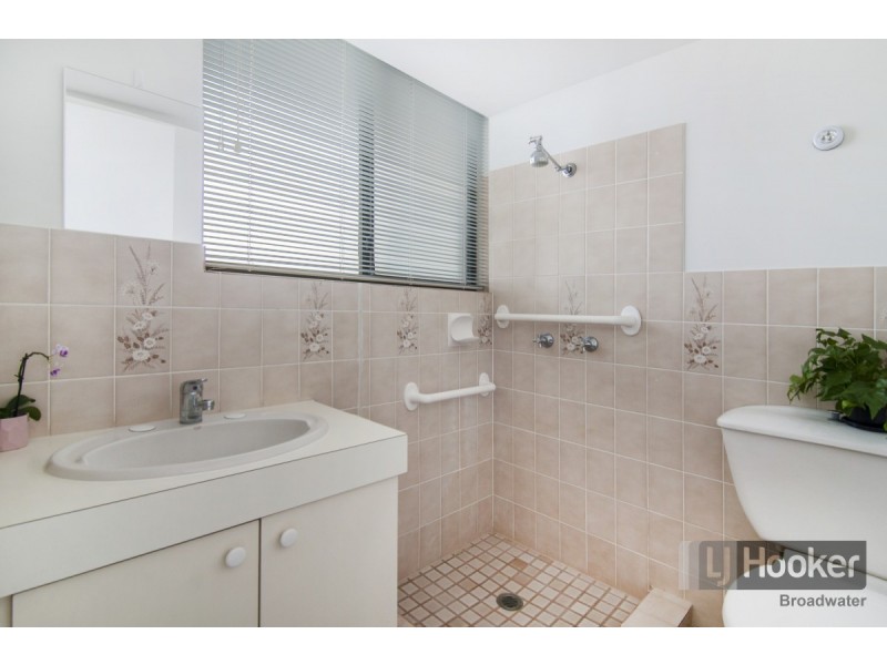 51/9 Bayview Street, Runaway Bay QLD 4216