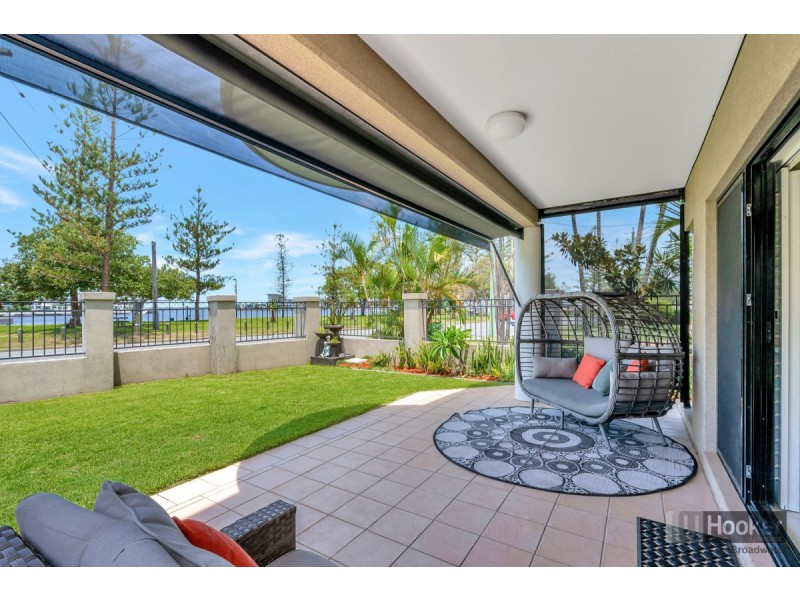 1/112 The Esplanade, Paradise Point QLD 4216
