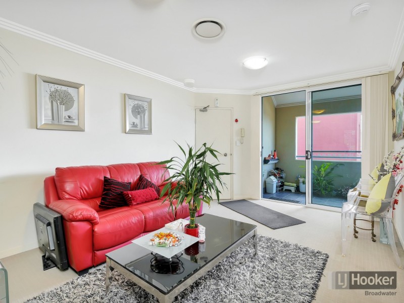 24/6-10 Rose Street, Southport QLD 4215