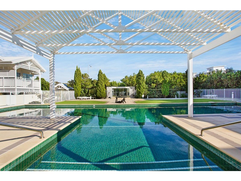 104/212-214 Marine Parade, Labrador QLD 4215