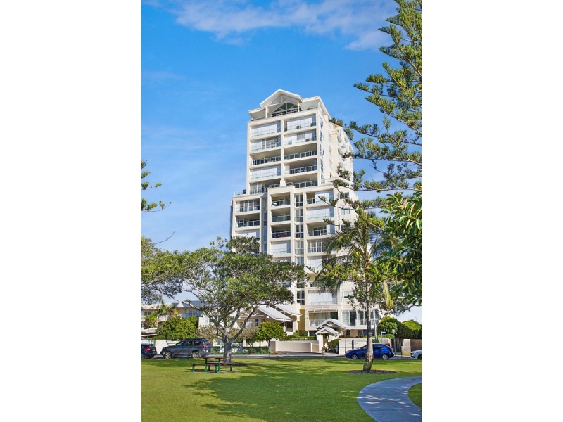 104/212-214 Marine Parade, Labrador QLD 4215