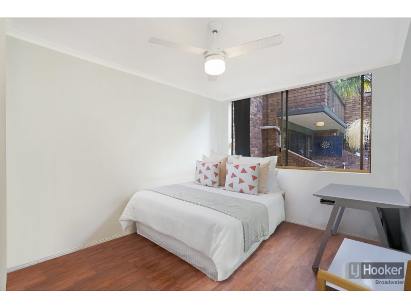 22/160-162 Frank Street, Labrador QLD 4215