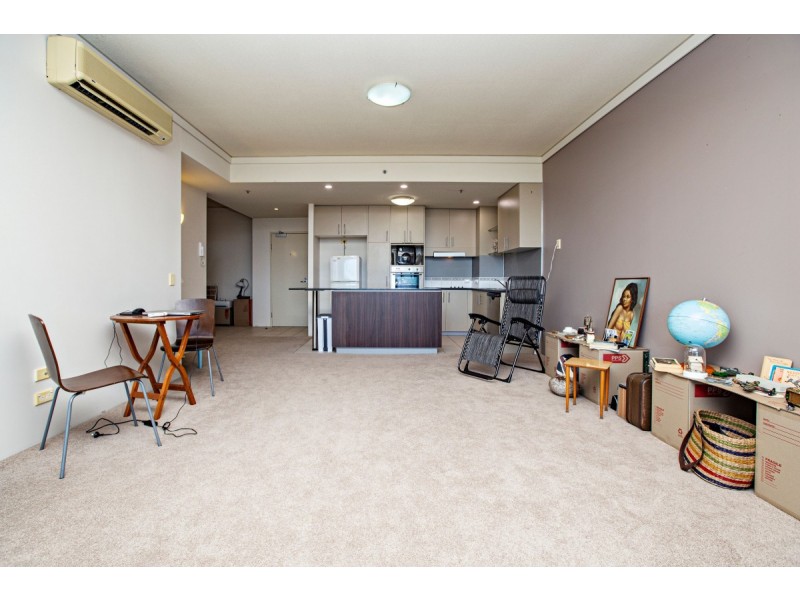 807/360 Marine Parade, Labrador QLD 4215