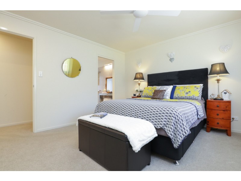 49-51 Harley Street, Labrador QLD 4215