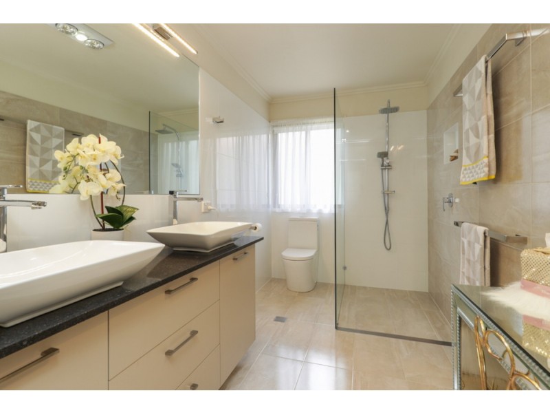 49-51 Harley Street, Labrador QLD 4215