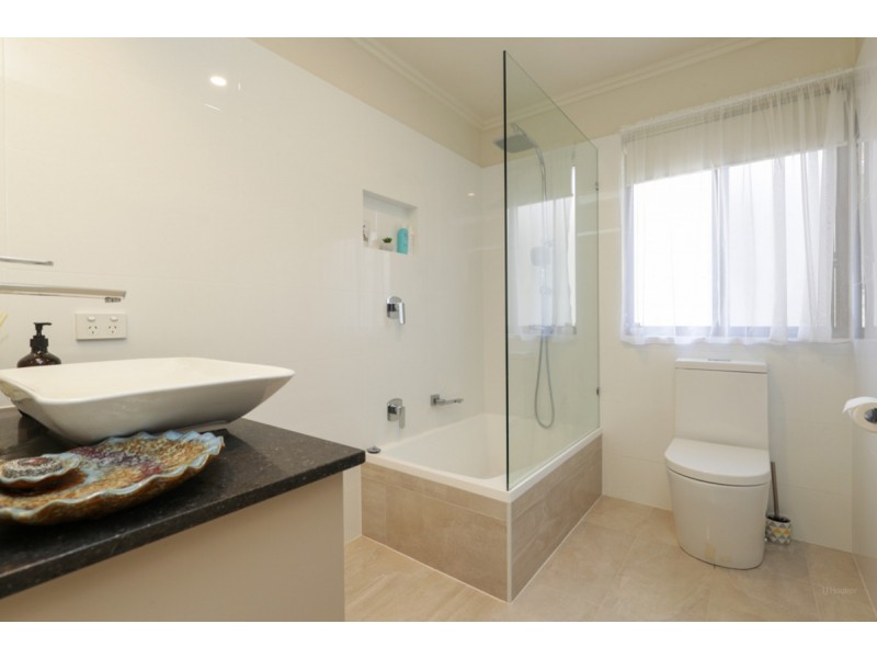 49-51 Harley Street, Labrador QLD 4215