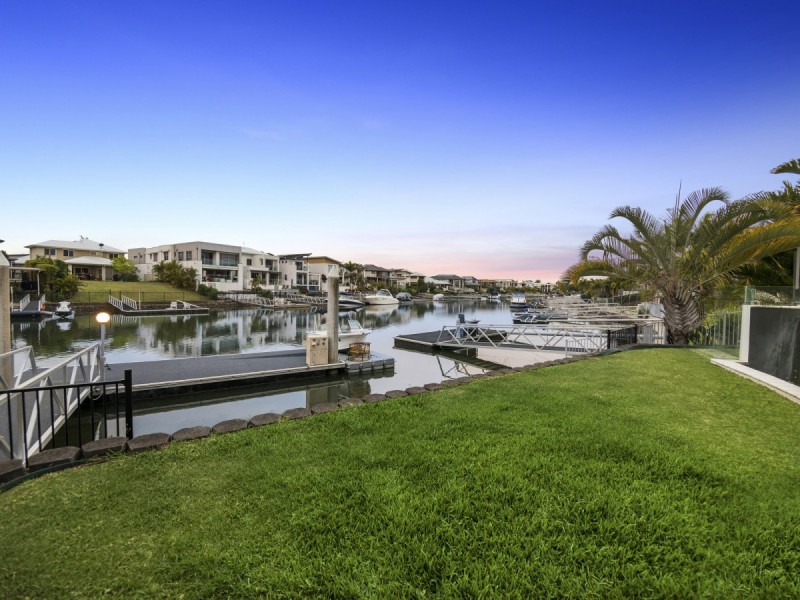 31 Quayside Drive, Helensvale QLD 4212