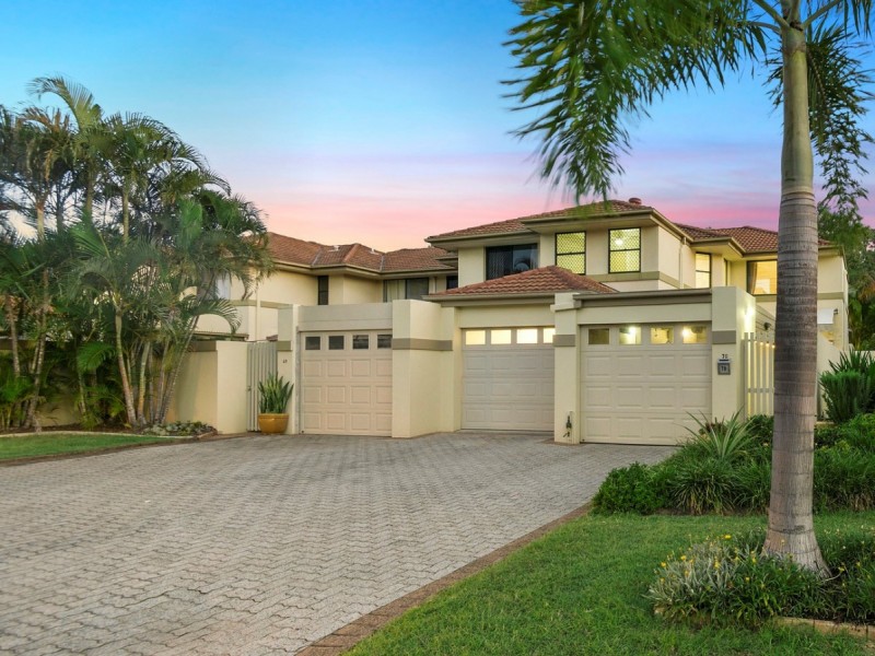 70/100 Morala Avenue, Runaway Bay QLD 4216