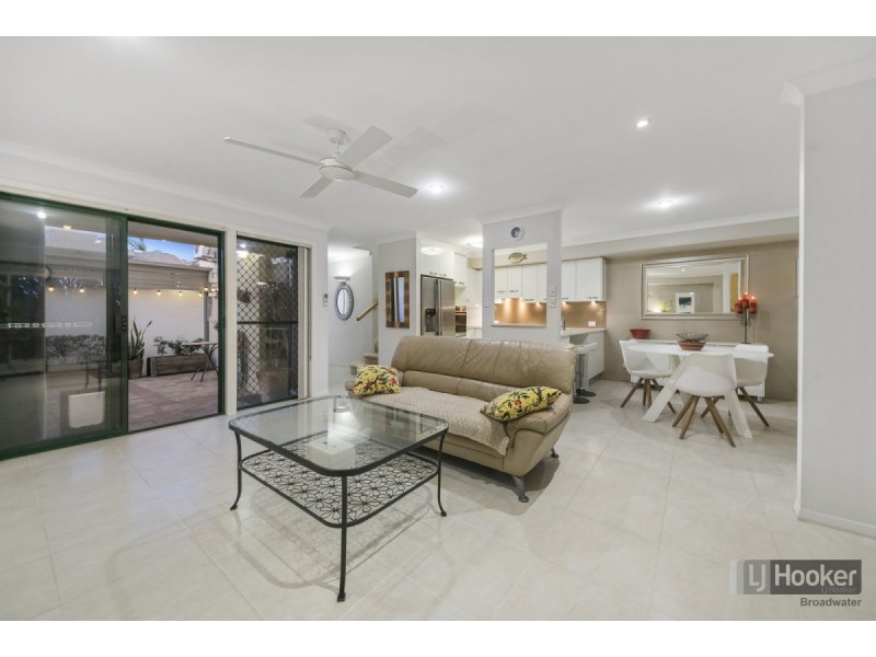 70/100 Morala Avenue, Runaway Bay QLD 4216