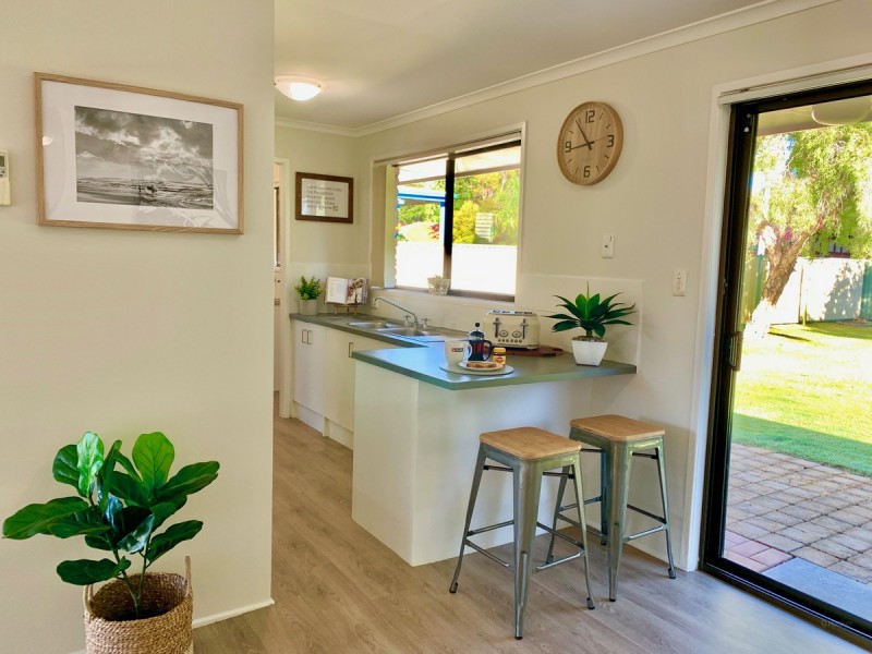 24 Burrinjuck Drive, Coombabah QLD 4216