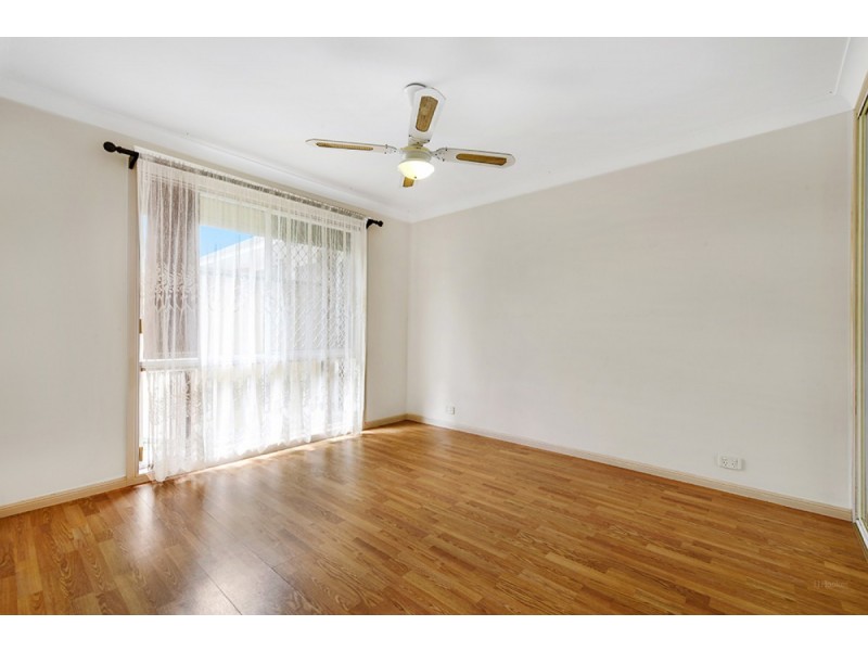 1/19 Riccarton Place, Labrador QLD 4215