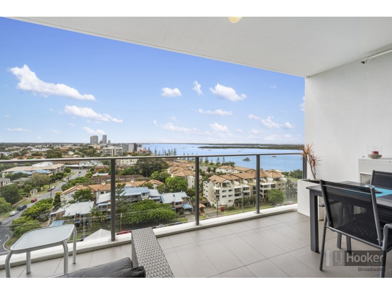 1109/17 Bath Street, Labrador QLD 4215
