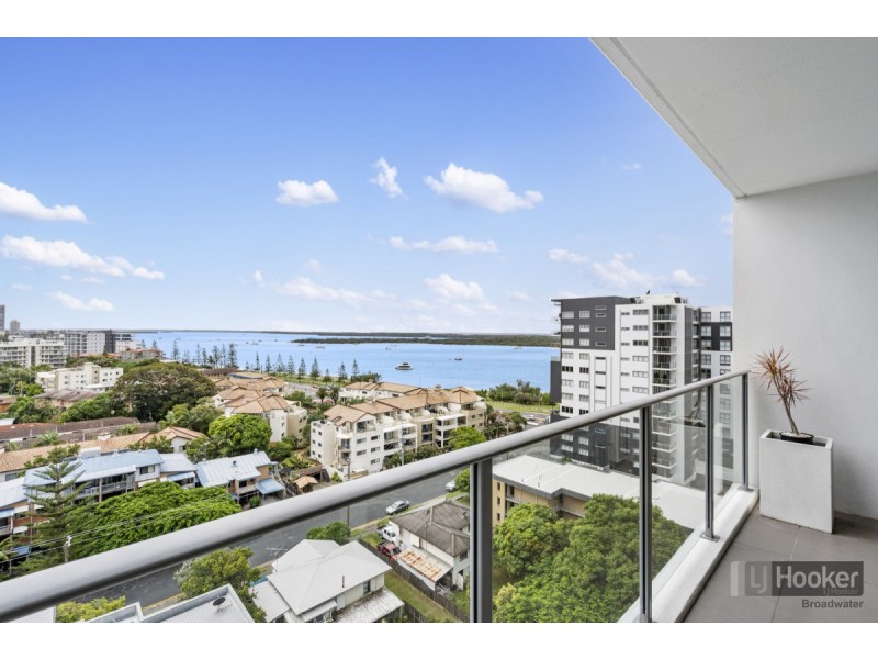 1109/17 Bath Street, Labrador QLD 4215
