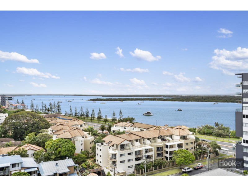 1109/17 Bath Street, Labrador QLD 4215