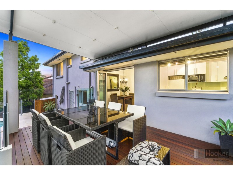 14 Myall Street, Southport QLD 4215