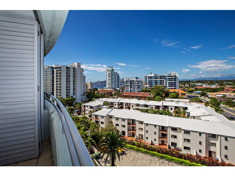 807/360 Marine Parade, Labrador QLD 4215