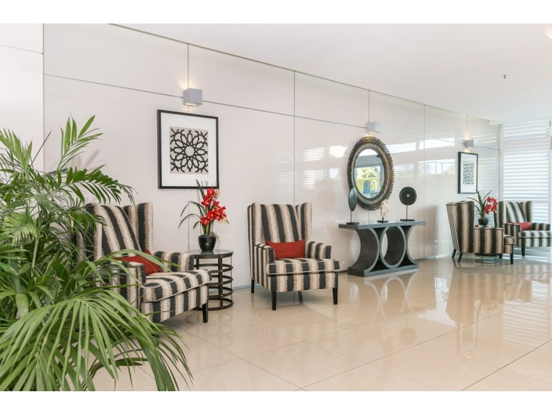 807/360 Marine Parade, Labrador QLD 4215