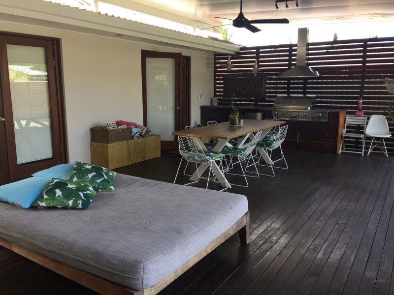 34 Morala Avenue, Runaway Bay QLD 4216