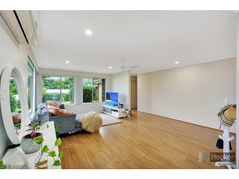 5 Mary Street, Labrador QLD 4215