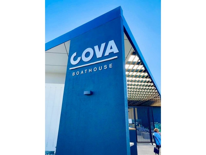 16 Sorrento Street, Hope Island QLD 4212