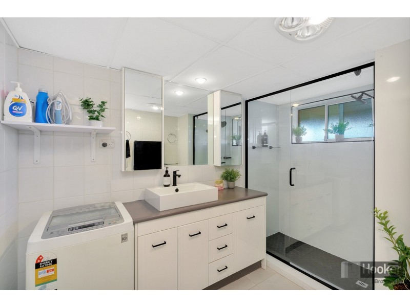 18/554 Marine Parade, Biggera Waters QLD 4216