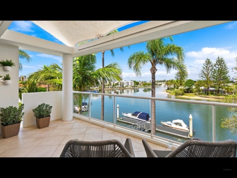 18/52 Back Street, Biggera Waters QLD 4216