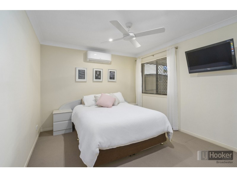 71 Tee Trees Boulevard, Arundel QLD 4214