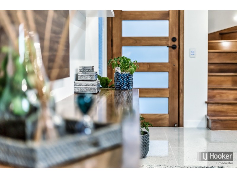 3/17 Turpin Road, Labrador QLD 4215