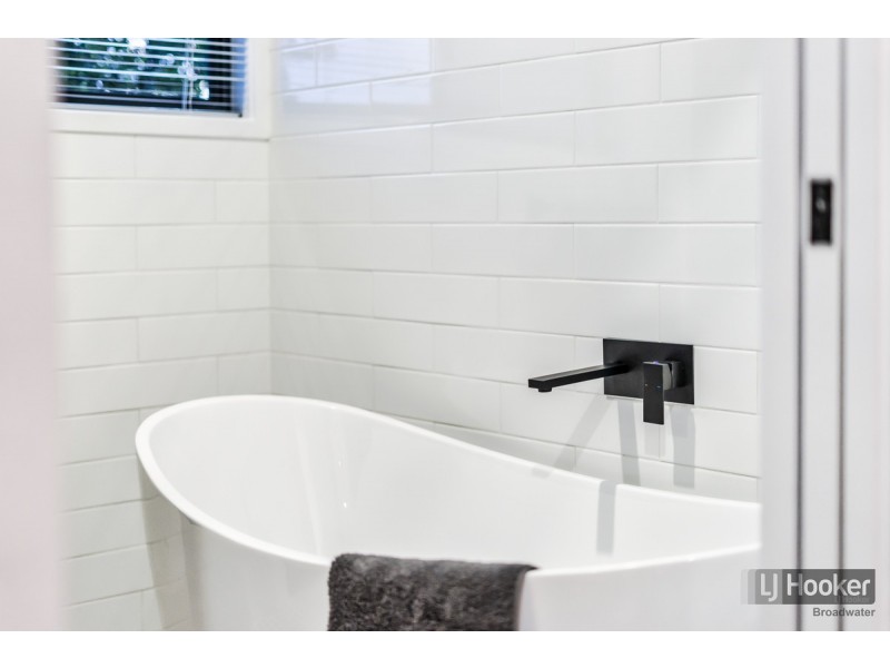 3/17 Turpin Road, Labrador QLD 4215