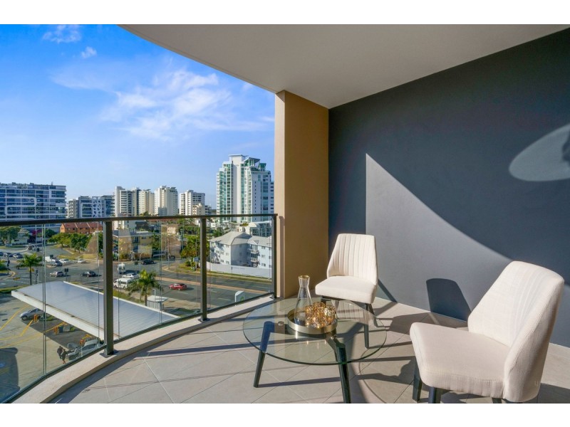 701/110 Frank Street, Labrador QLD 4215