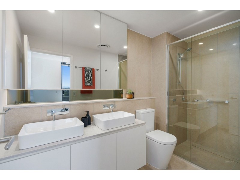 701/110 Frank Street, Labrador QLD 4215