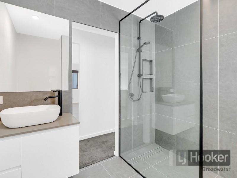 9/504 Marine Parade, Biggera Waters QLD 4216