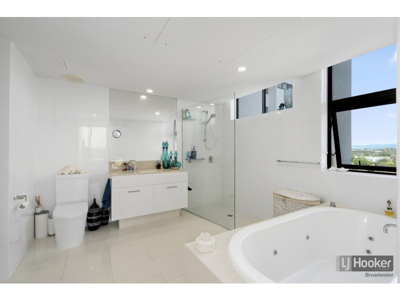 801/230 Marine Parade, Labrador QLD 4215