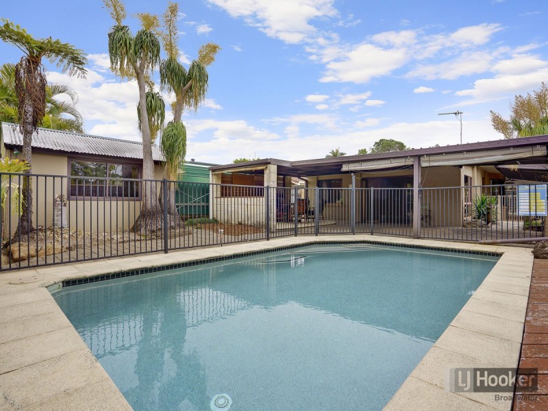 18 Kylie  Street, Arundel QLD 4214