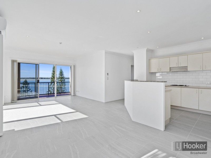 1C/522 Marine Parade, Biggera Waters QLD 4216