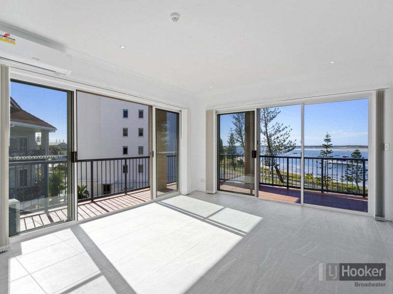 1C/522 Marine Parade, Biggera Waters QLD 4216