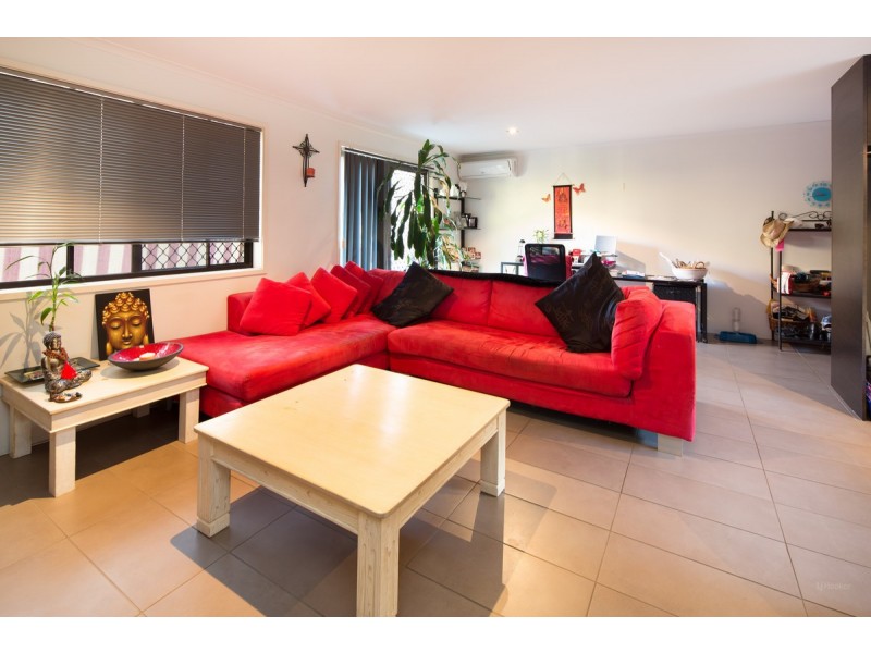 11/25 Ahern Street, Labrador QLD 4215