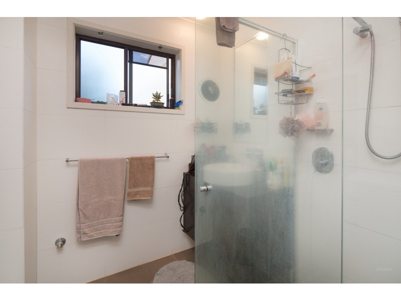 11/25 Ahern Street, Labrador QLD 4215